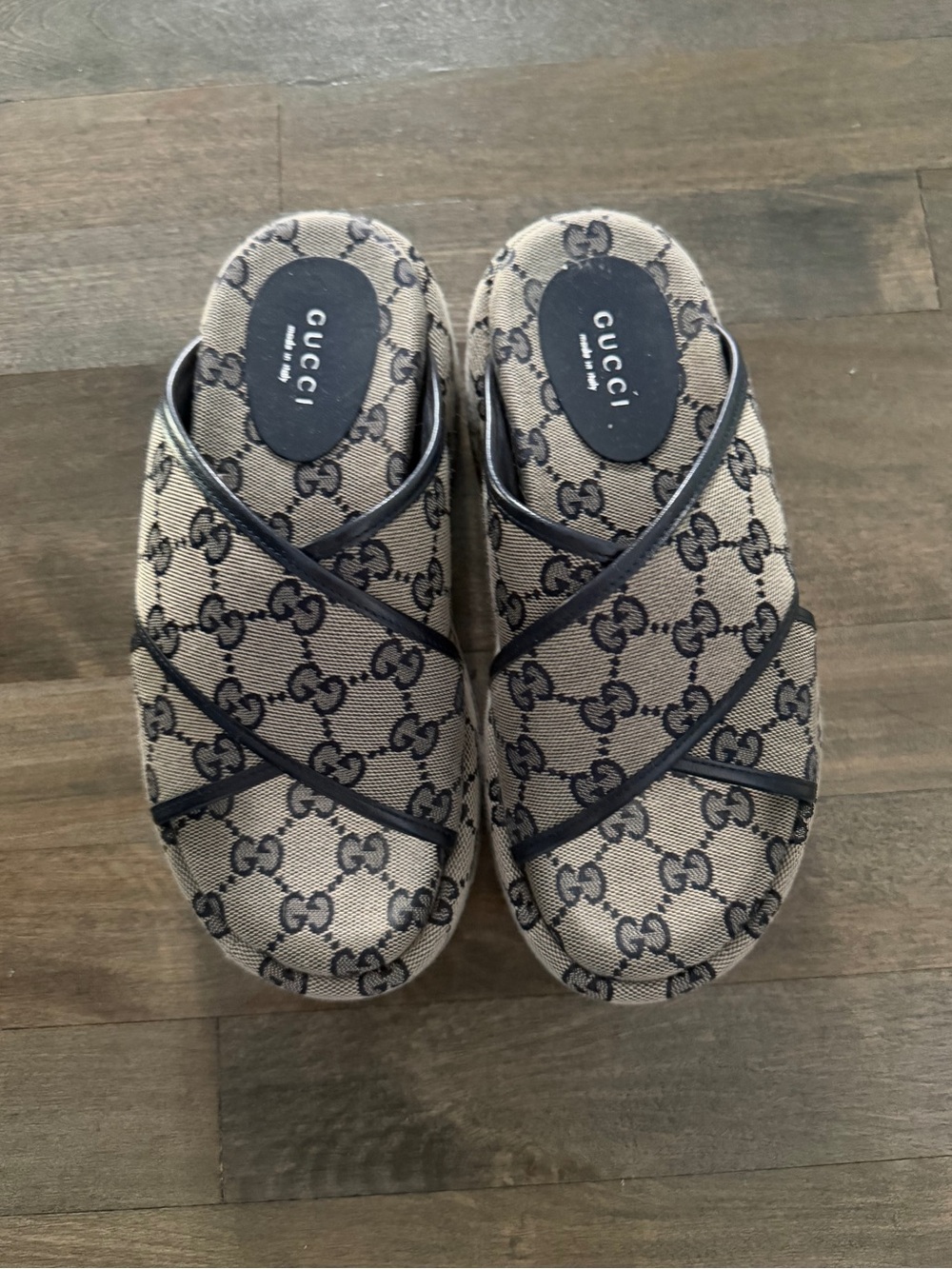 GUCCI PLATFORM SLIDE SANDAL